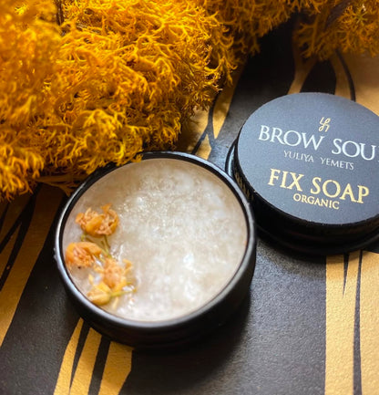 Мило для фіксації брів